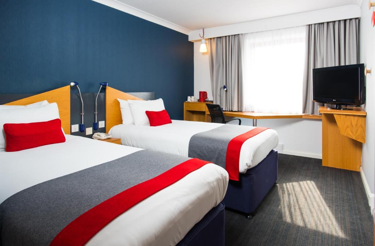 Holiday Inn Express Derby Pride Park By Ihg Exterior photo