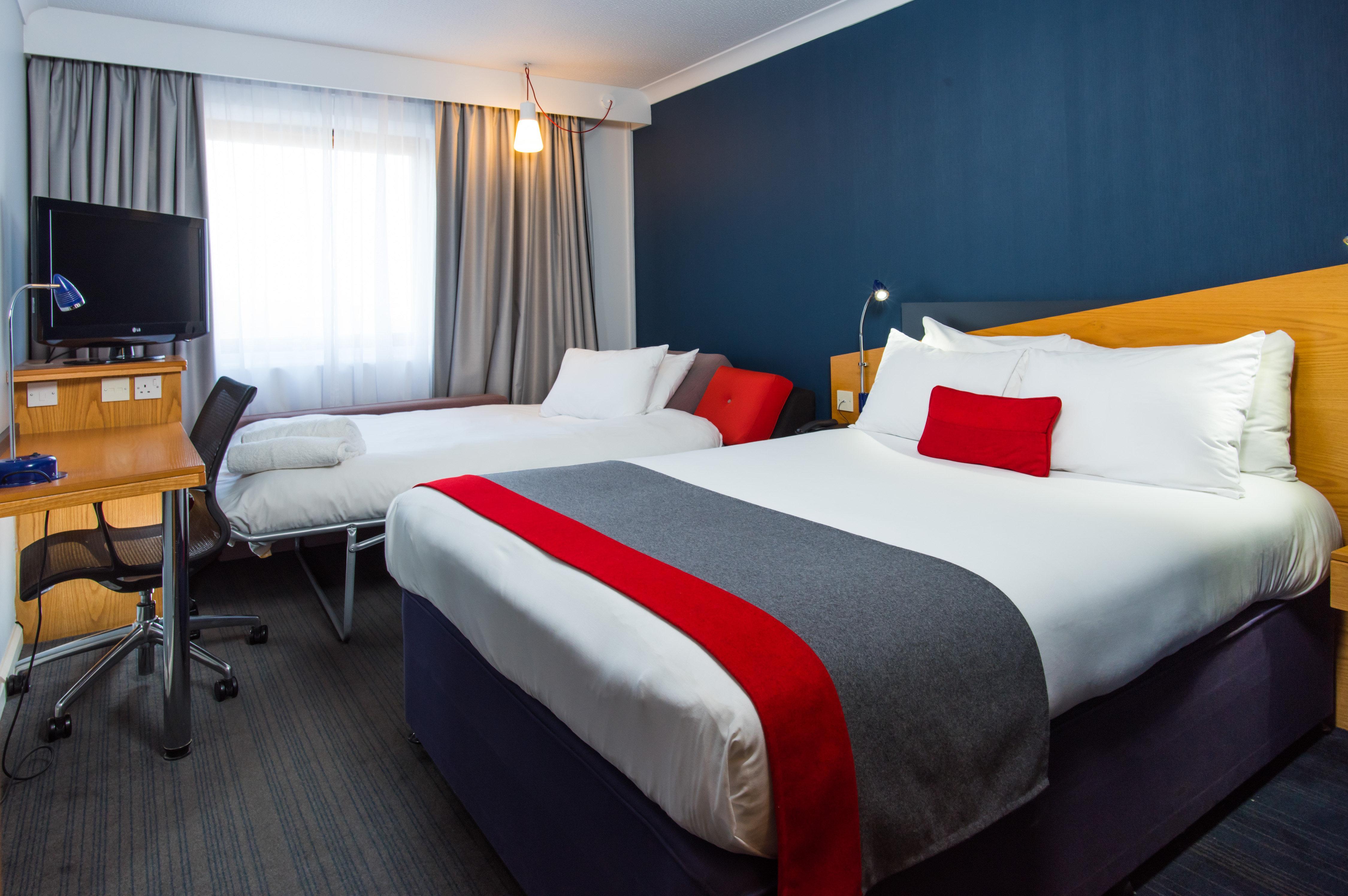Holiday Inn Express Derby Pride Park By Ihg Exterior photo