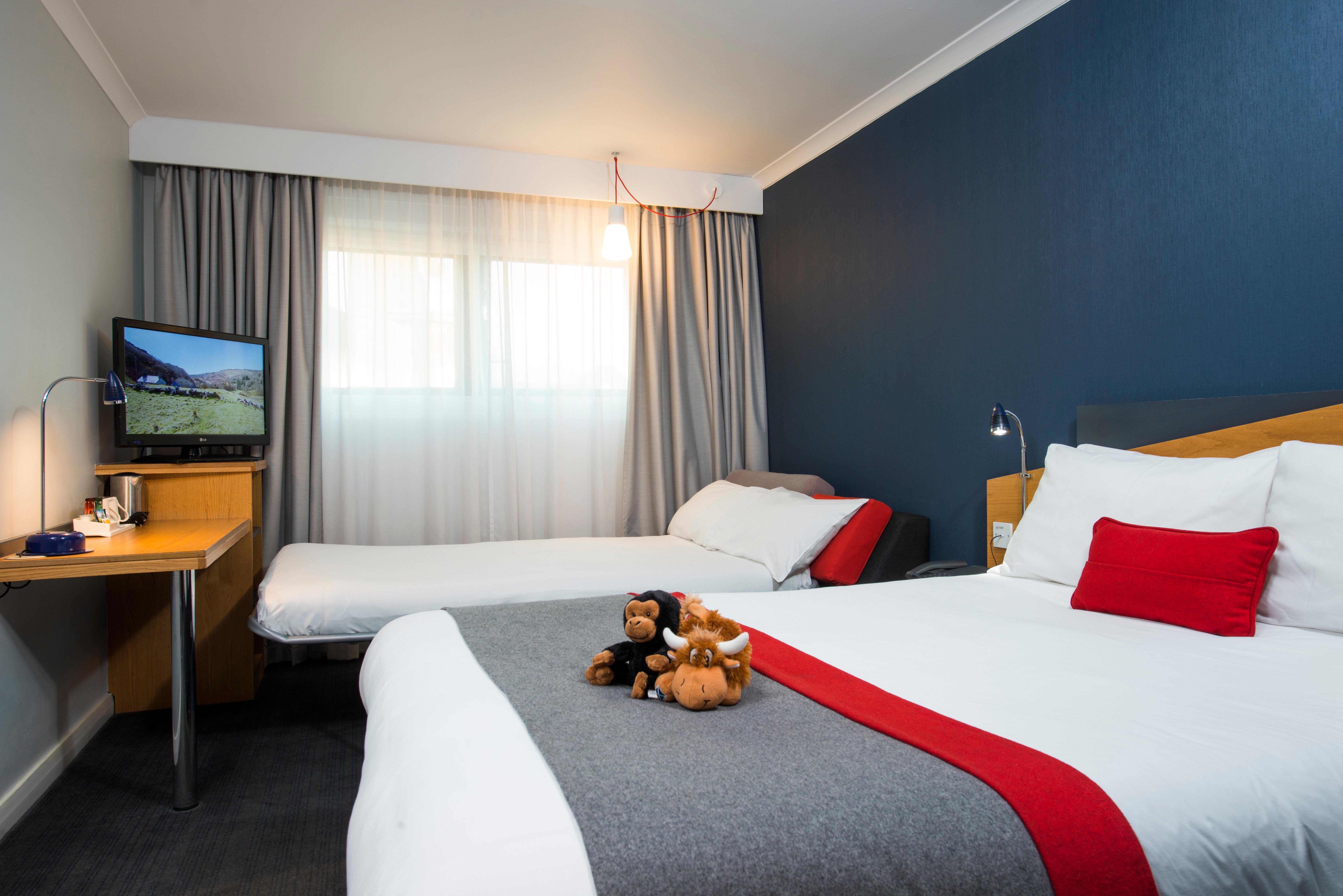 Holiday Inn Express Derby Pride Park By Ihg Exterior photo