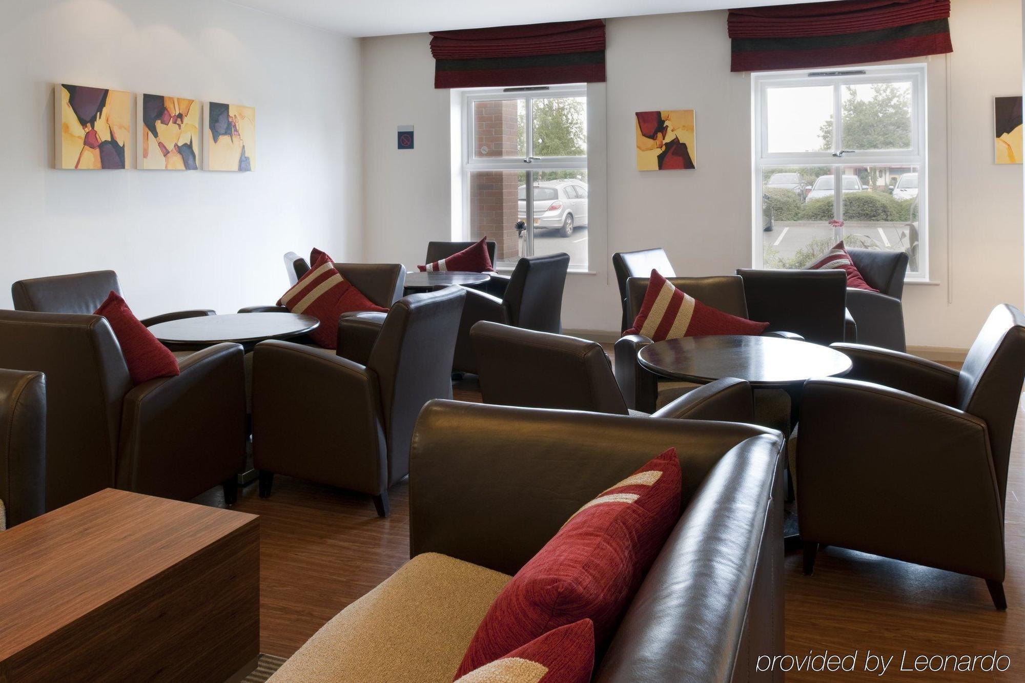 Holiday Inn Express Derby Pride Park By Ihg Interior photo
