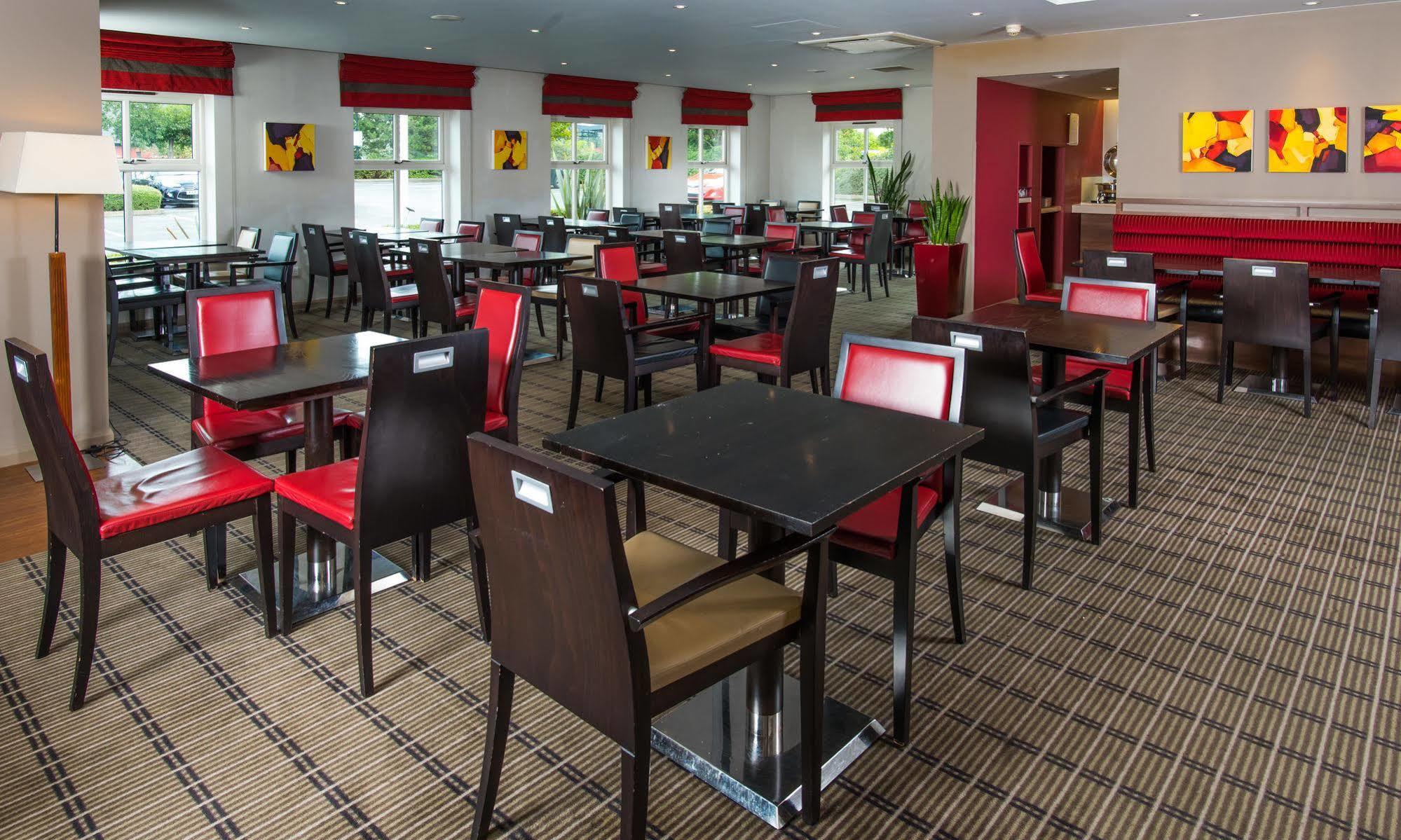 Holiday Inn Express Derby Pride Park By Ihg Exterior photo
