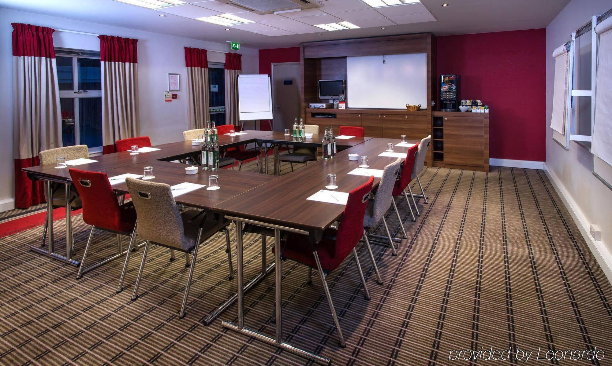 Holiday Inn Express Derby Pride Park By Ihg Exterior photo