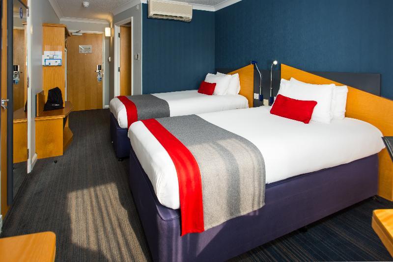 Holiday Inn Express Derby Pride Park By Ihg Exterior photo