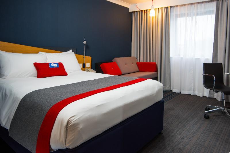 Holiday Inn Express Derby Pride Park By Ihg Exterior photo